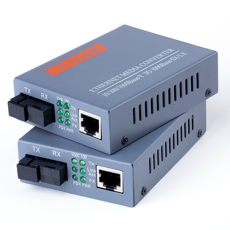 Gigabit fiber optic transceivers